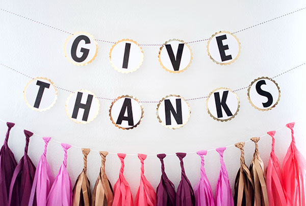Give thanks garland