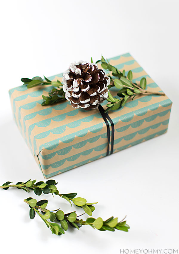 DIY Boxwood and Pine Cone Gift Topper