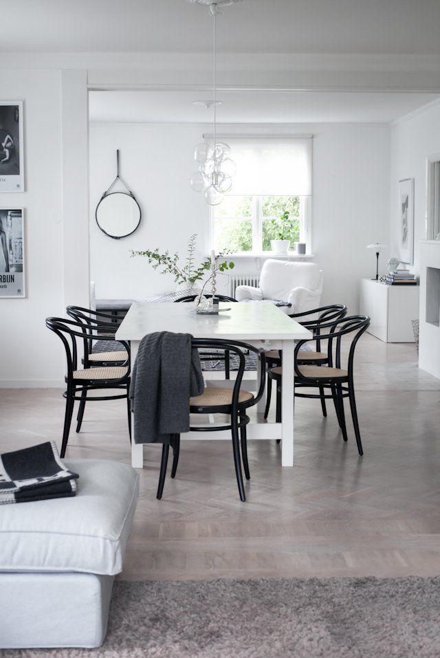thonet chairs in black