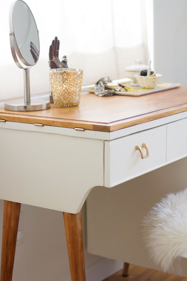 vanity desk