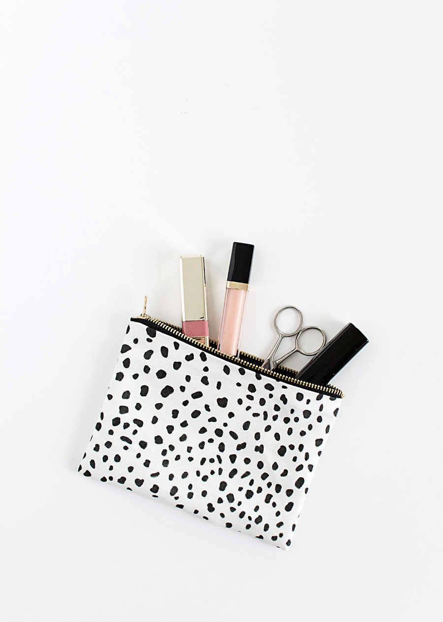 DIY no-sew zipper pouch