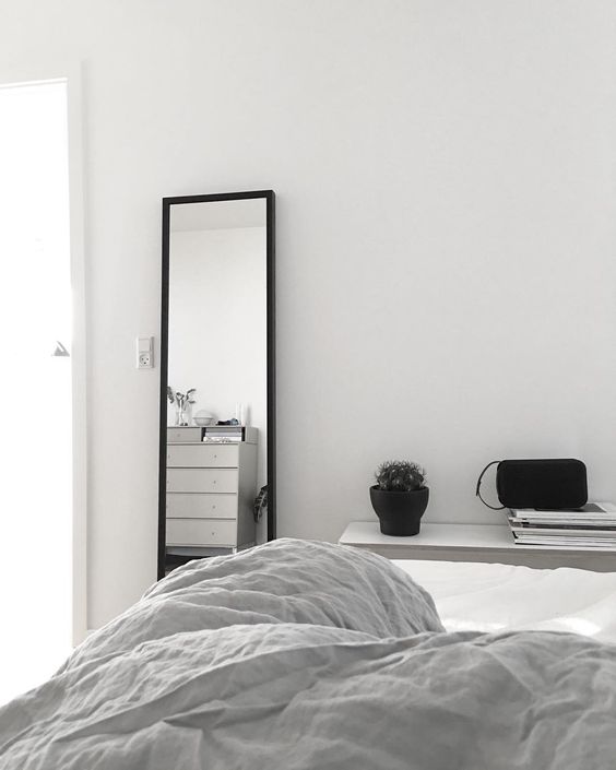 minimal bedroom