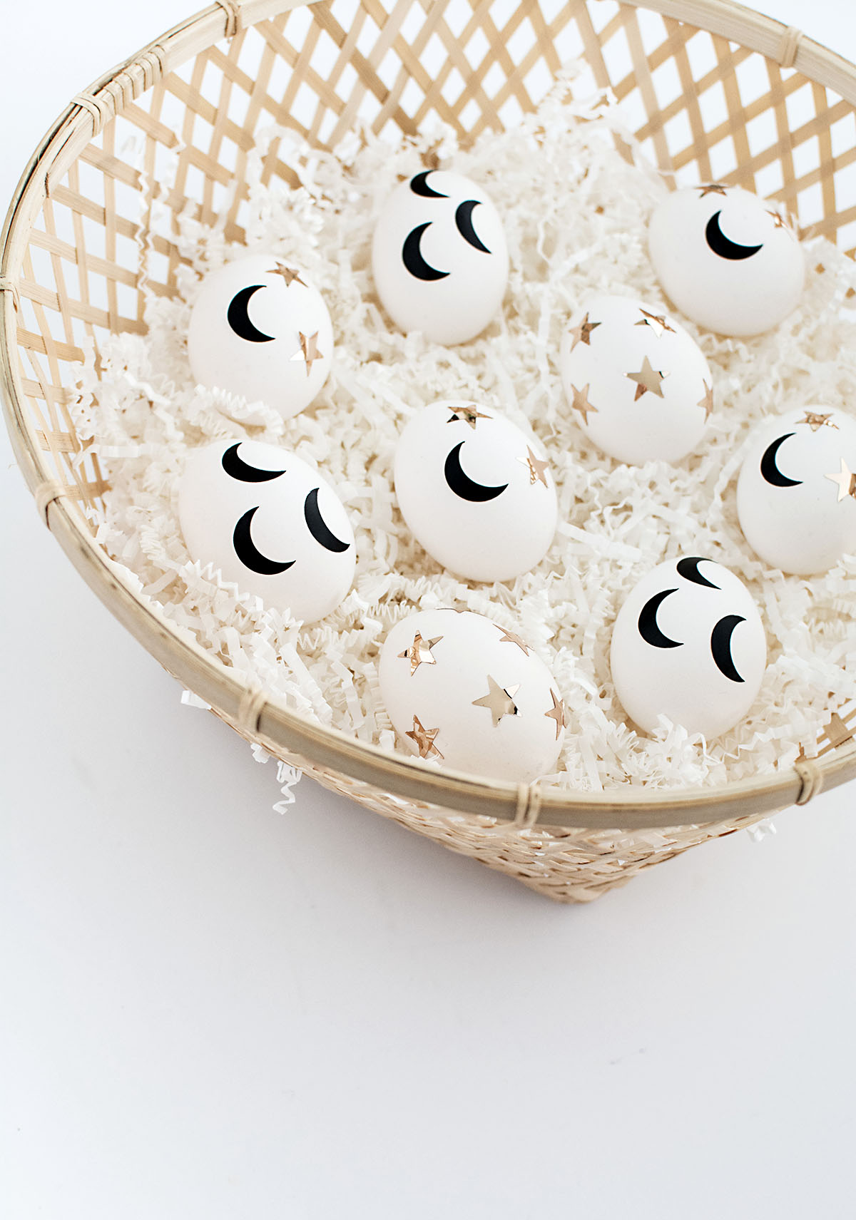 DIY Stars and crescent moons Easter eggs