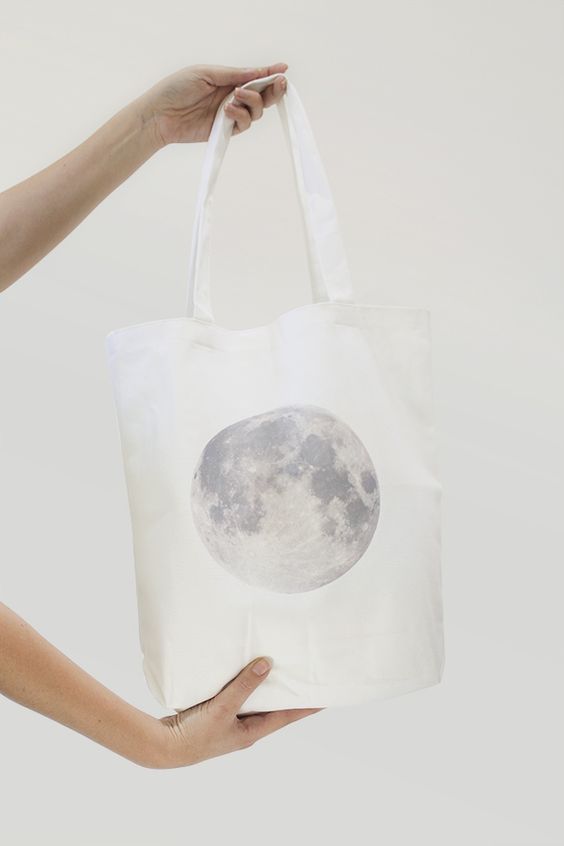 moon tote