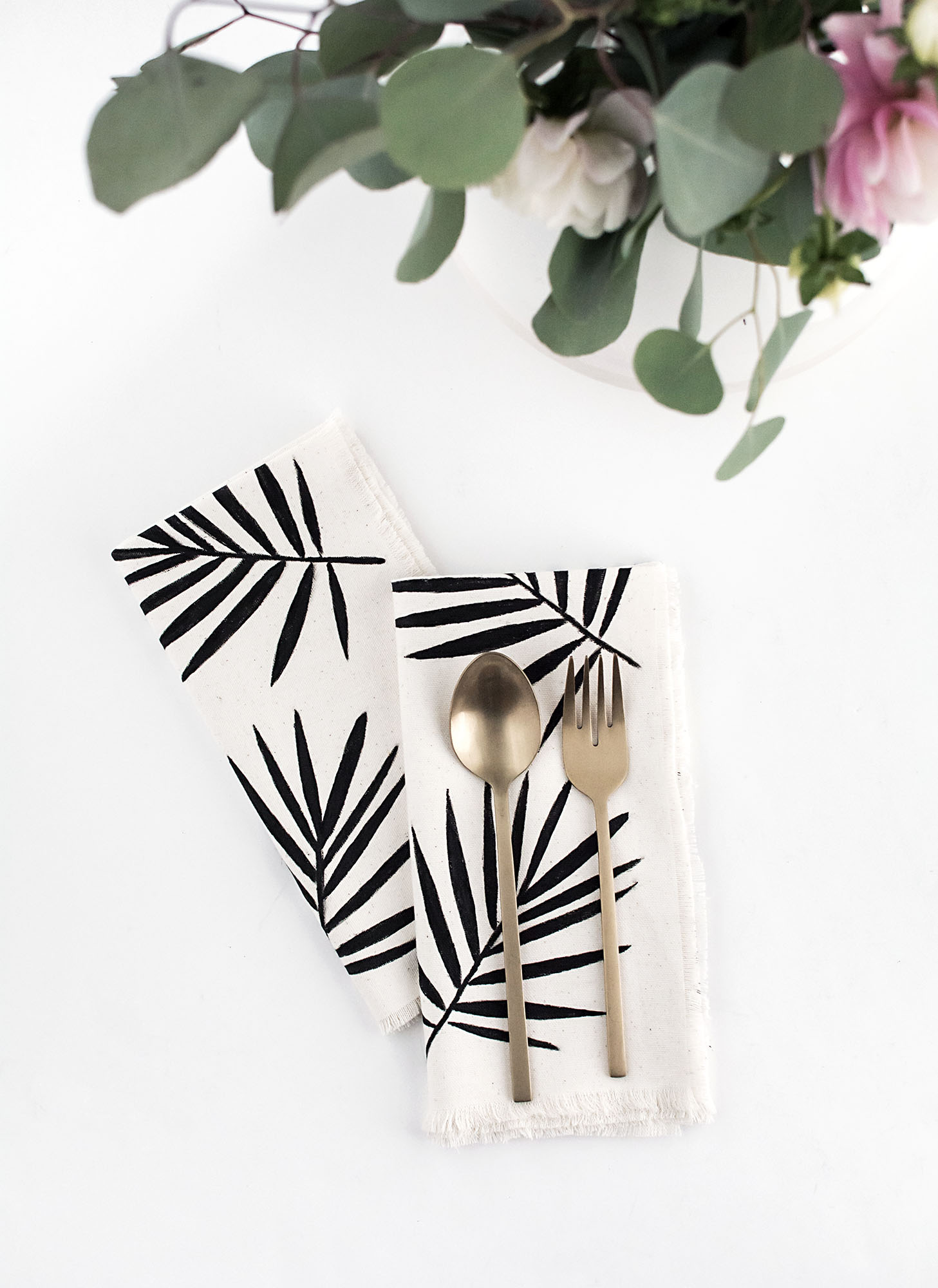 Palm Leaf Napkins- DIY