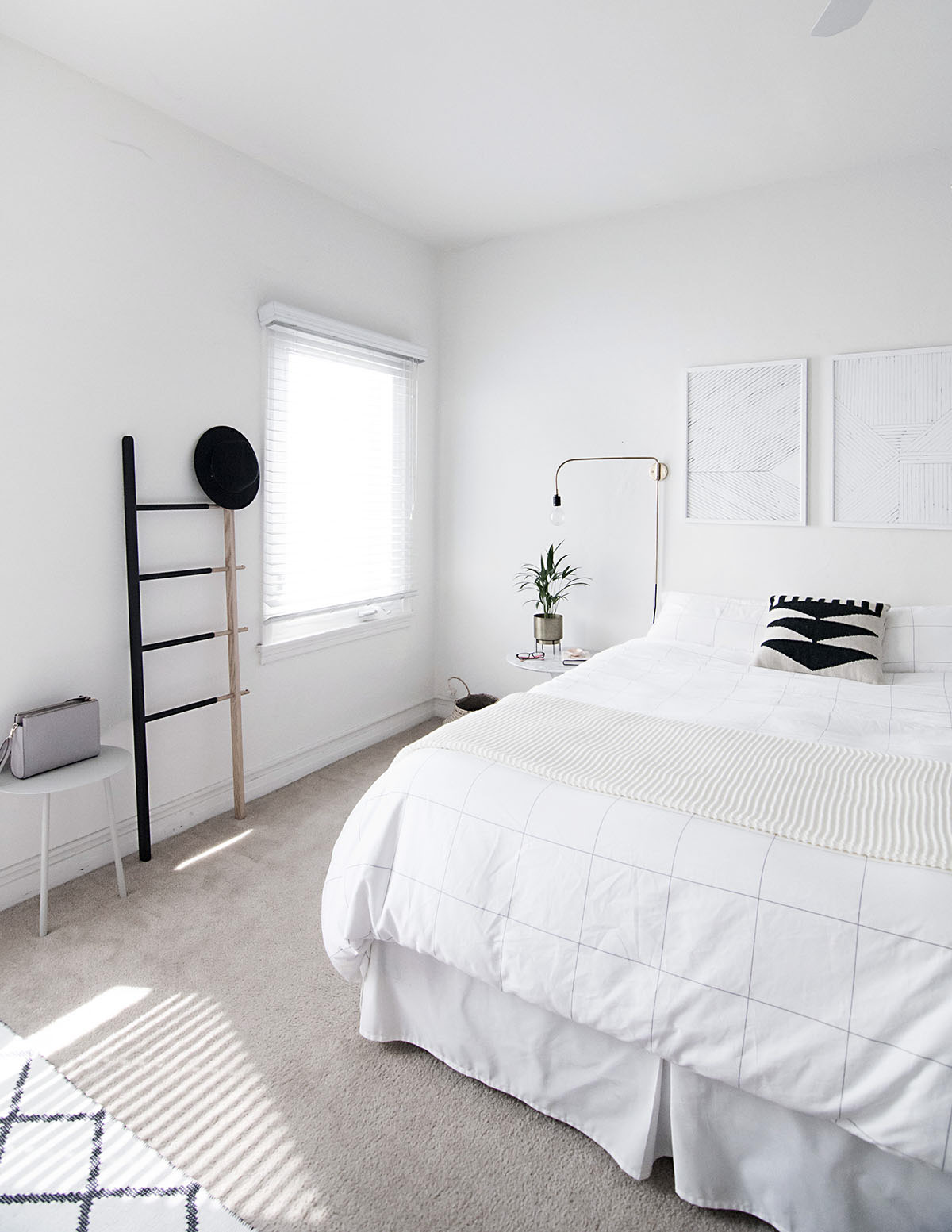 minimal scandinavian bedroom-2